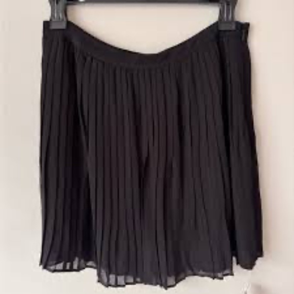 Reformation Lovell Skirt Black - Size S - Picture 2 of 3